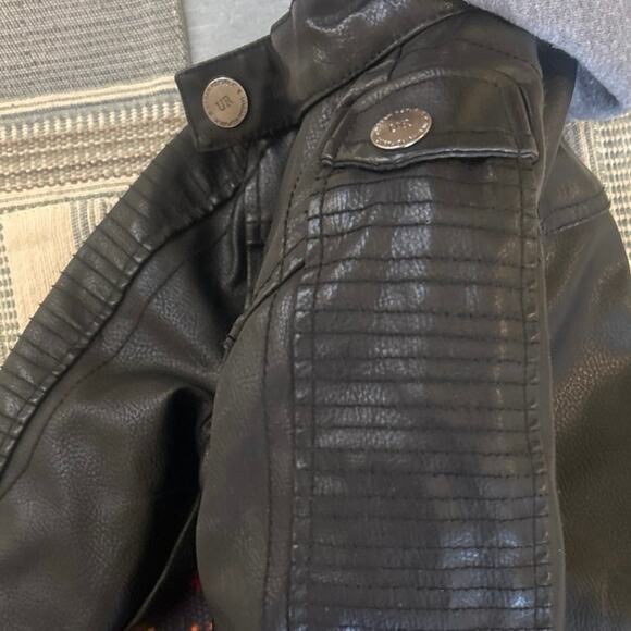 Urban Republic Kids 3T Faux Leather Blk Biker Motorcycle Hoodie Jacket - Picture 9 of 9